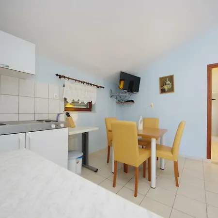 Eduard Apartament Vrsi